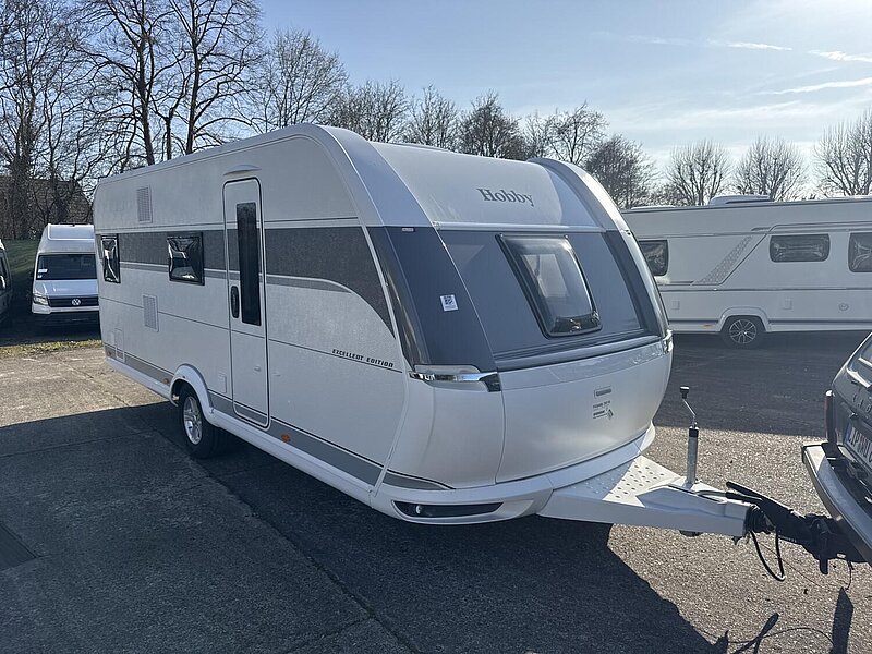 Titelbild Hobby Excellent Edition 545 KMF