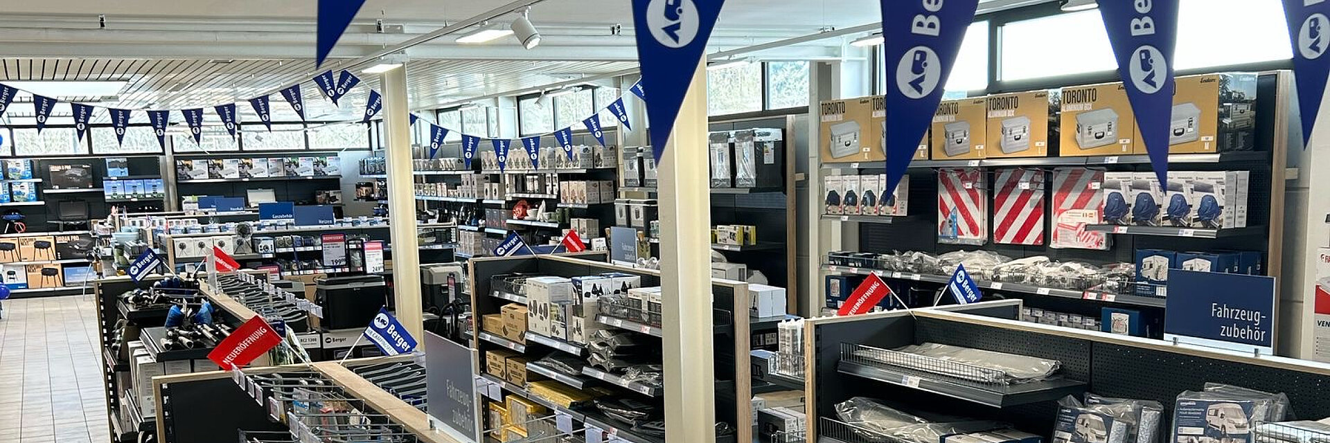 Innenansicht vom Berger Freizeitmarkt bei Ullrich Caravaning in Bad Salzuflen.