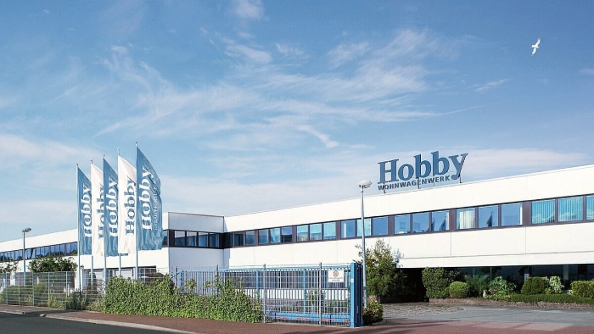 Außenaufnahme vom Hobby Wohnwagenwerk in Fockbek.